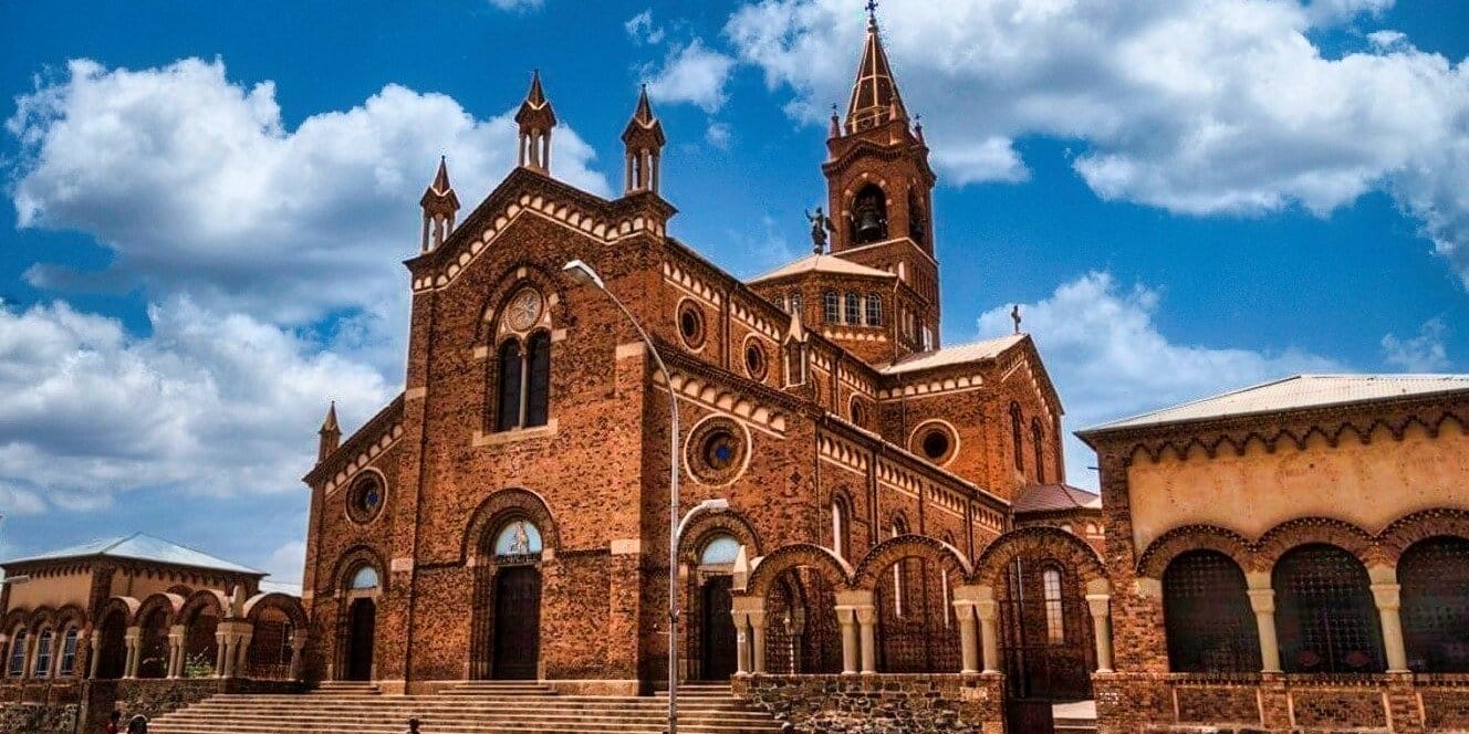 discover-asmara-eritrea-your-ultimate-sober-city-guide-to-culture-and-cuisine