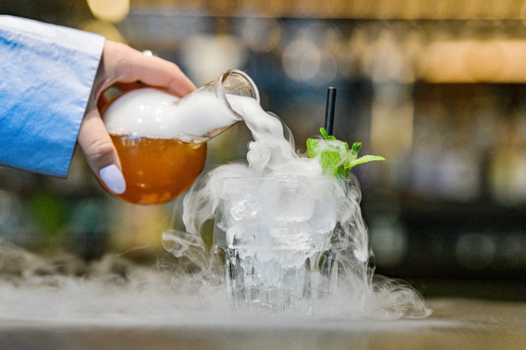 discover the 10 best mocktail bars in berlin for a sober night out
