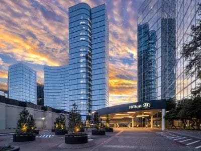 discover-the-best-sober-friendly-hotels-in-dallas-for-a-wellness-focused-stay
