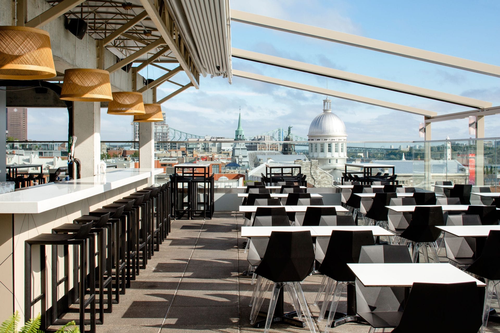 discover-top-sober-friendly-hotels-in-montreal-for-a-mindful-travel-experience