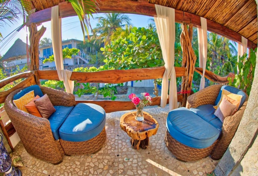 ultimate guide to sober friendly hotels in acapulco for a relaxing retreat